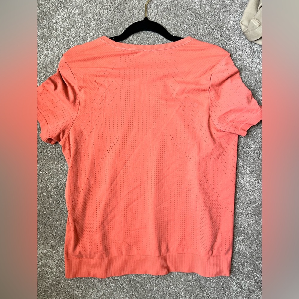 Athleta “In Motion” active tee (coral L) - Picture 2 of 3